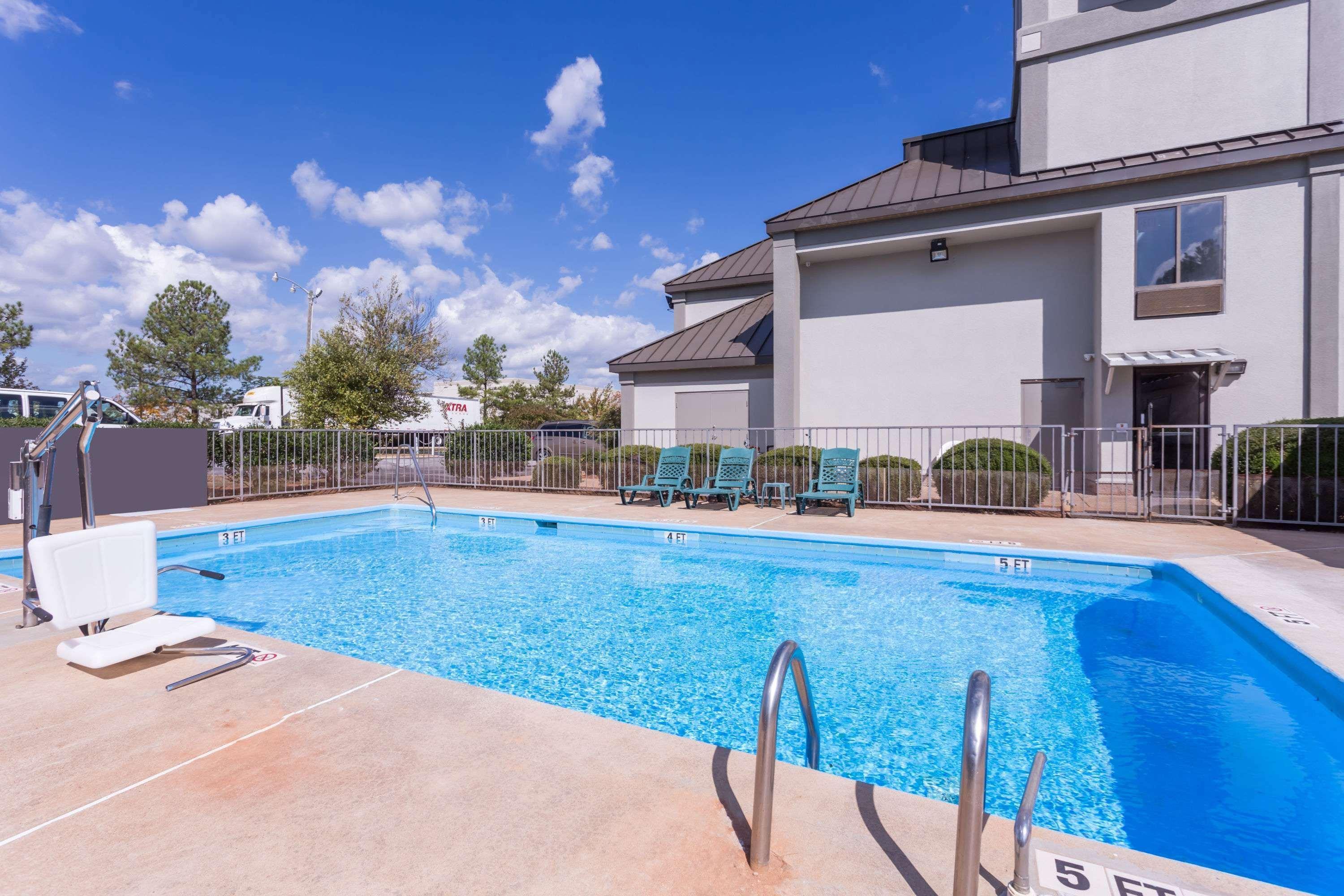 Super 8 By Wyndham Greer/Spartanburg Area Buitenkant foto