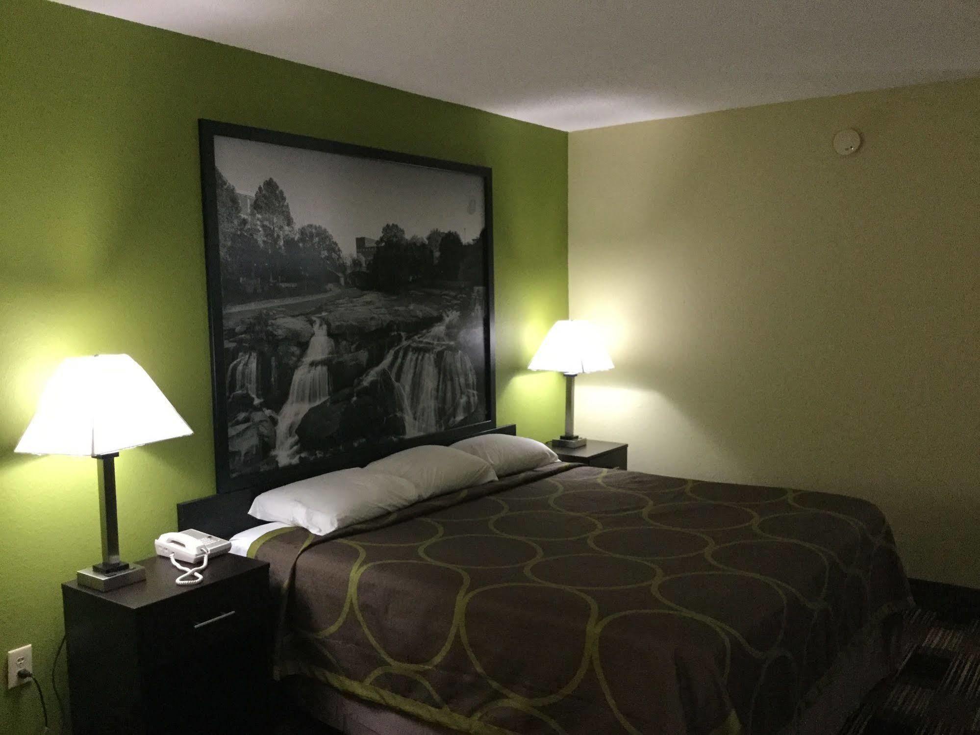Super 8 By Wyndham Greer/Spartanburg Area Buitenkant foto
