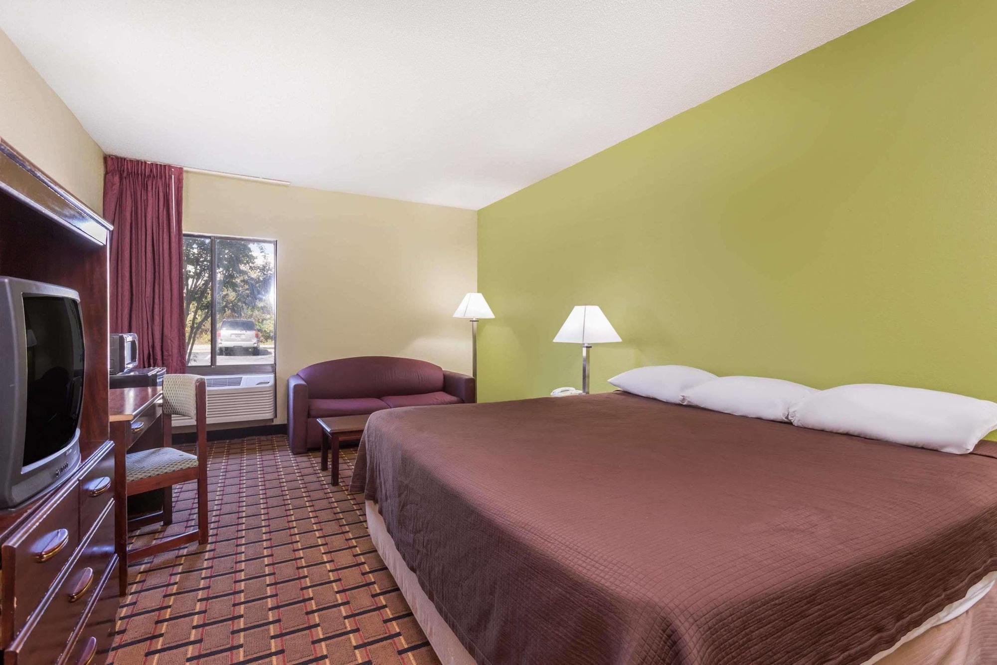 Super 8 By Wyndham Greer/Spartanburg Area Buitenkant foto